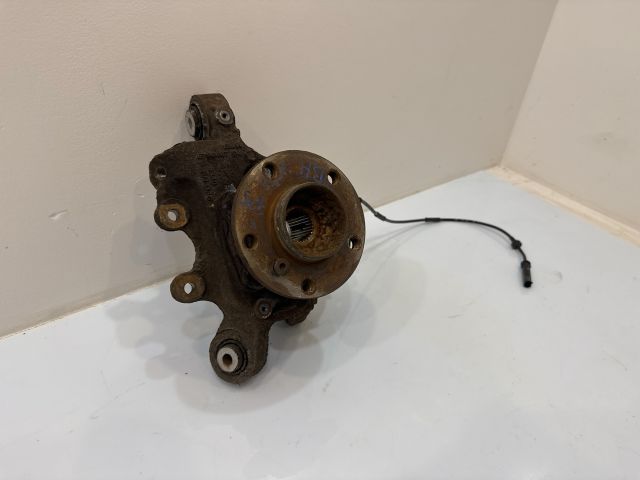 bontott BMW X3 Bal hátsó Csonkállvány Kerékaggyal