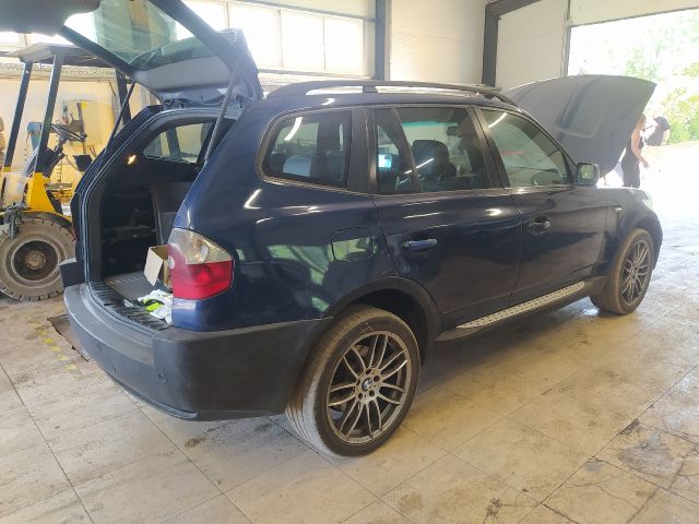 bontott BMW X3 Bal hátsó Dobbetét (Kerékjárati, Műanyag)