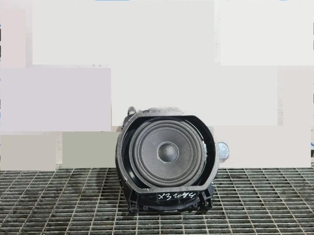 bontott BMW X3 Bal hátsó Hangszóró