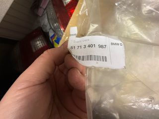 bontott BMW X3 Bal hátsó Hátsó Dobbetét (Kerékjárati, Műanyag)