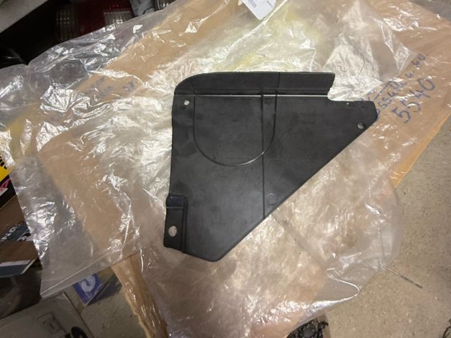 bontott BMW X3 Bal hátsó Hátsó Dobbetét (Kerékjárati, Műanyag)