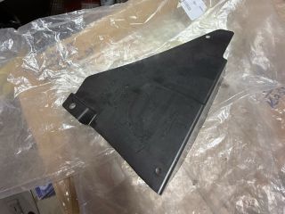 bontott BMW X3 Bal hátsó Hátsó Dobbetét (Kerékjárati, Műanyag)