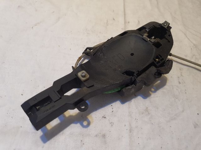 bontott BMW X3 Bal hátsó Külső Kilincsfészek