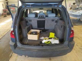 bontott BMW X3 Bal hátsó Oldal Lökhárító Tartó (Műanyag)