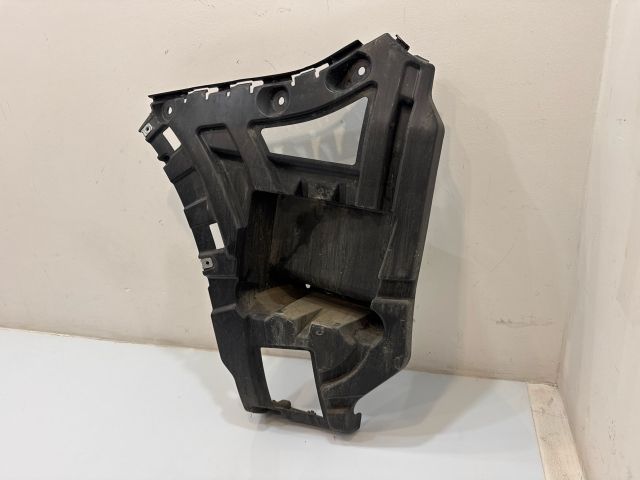 bontott BMW X3 Bal hátsó Oldal Lökhárító Tartó (Műanyag)