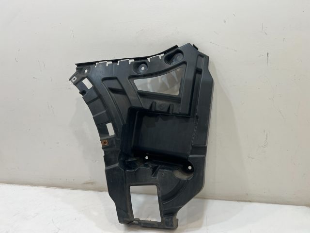 bontott BMW X3 Bal hátsó Oldal Lökhárító Tartó (Műanyag)