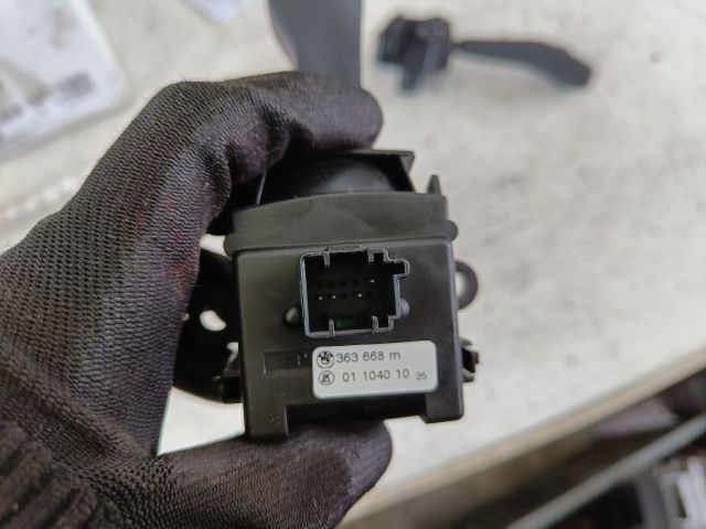 bontott BMW X3 Bal Kormánykapcsoló Irányjelző