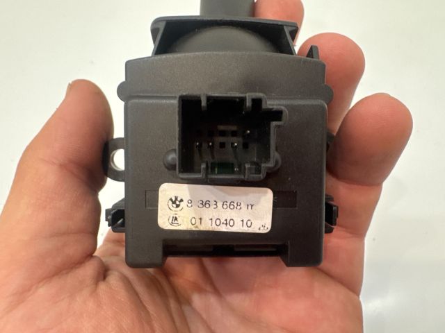 bontott BMW X3 Bal Kormánykapcsoló Irányjelző