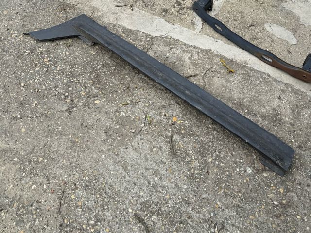 bontott BMW X3 Bal Küszöb