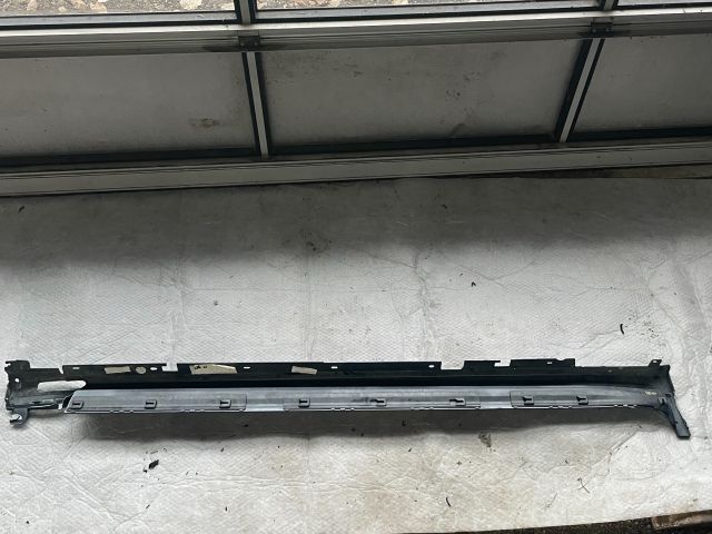 bontott BMW X3 Bal Küszöb