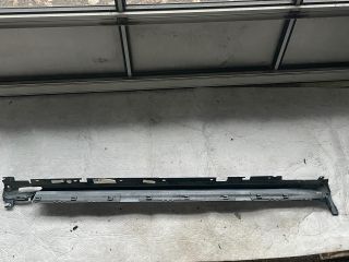 bontott BMW X3 Bal Küszöb