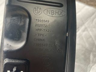 bontott BMW X3 Bal Sárvédő Csavar Burkolat