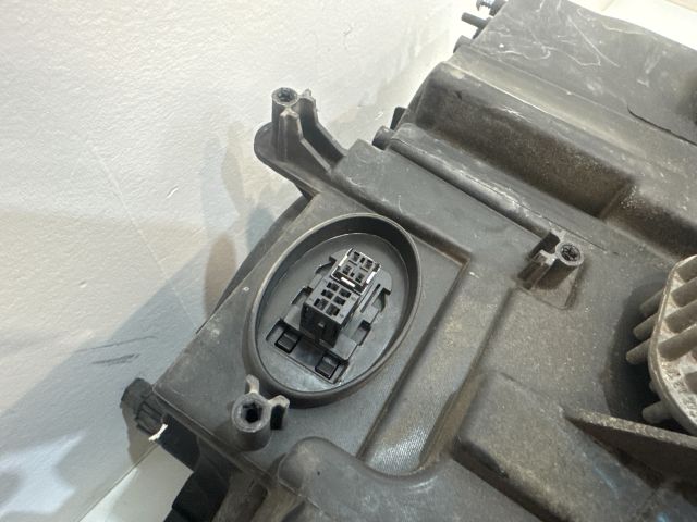 bontott BMW X3 Bal Xenon Fényszóró