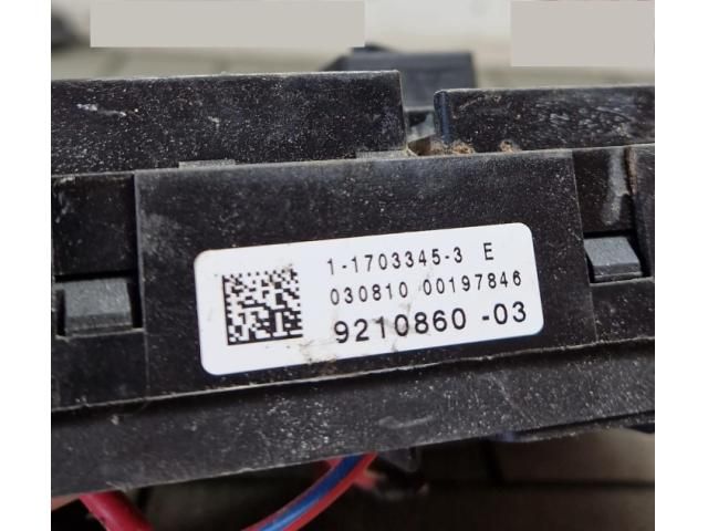 bontott BMW X3 Biztosítéktábla Utastér