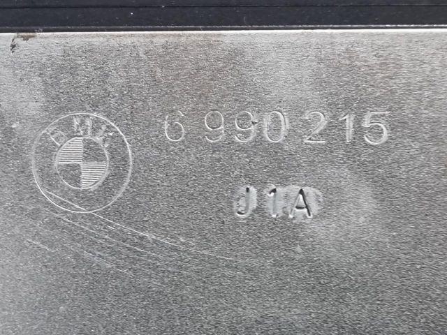 bontott BMW X3 CD / DVD Tár