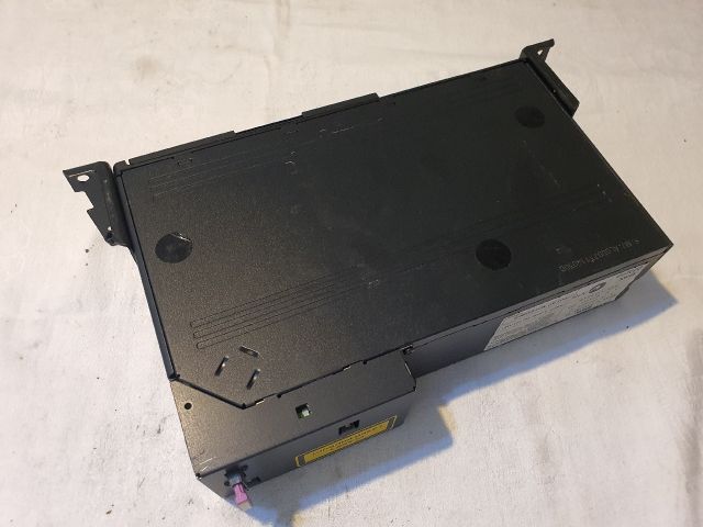 bontott BMW X3 CD / DVD Tár