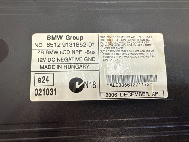 bontott BMW X3 CD / DVD Tár