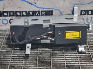 bontott BMW X3 CD / DVD Tár