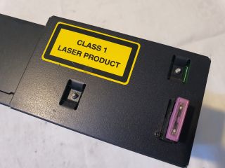 bontott BMW X3 CD / DVD Tár