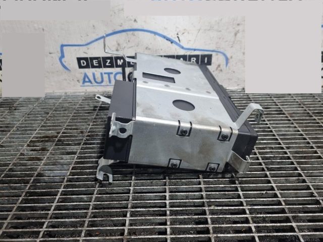 bontott BMW X3 CD / DVD Tár