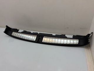 bontott BMW X3 Csomagtérajtó Burkolat Alsó