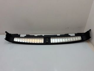 bontott BMW X3 Csomagtérajtó Burkolat Alsó