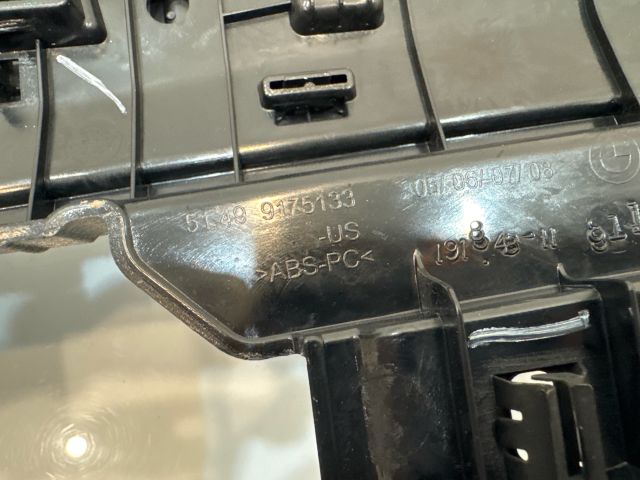 bontott BMW X3 Csomagtérajtó Burkolat Alsó