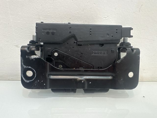 bontott BMW X3 Csomagtérajtó Zárszerkezet