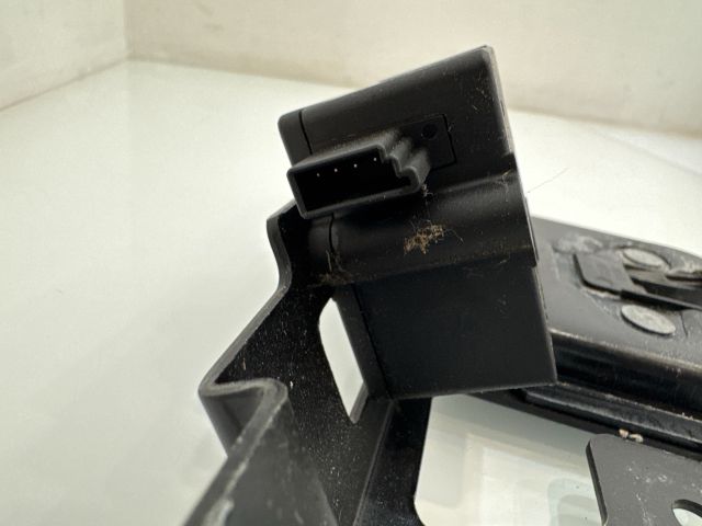 bontott BMW X3 Csomagtérajtó Zárszerkezet