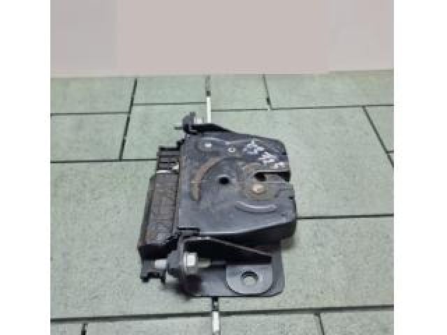 bontott BMW X3 Csomagtérajtó Zárszerkezet