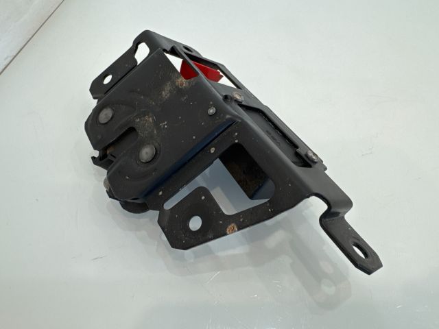 bontott BMW X3 Csomagtérajtó Zárszerkezet