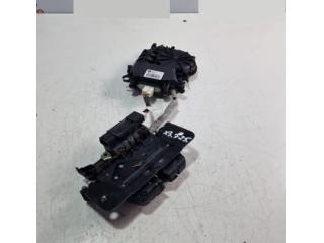 bontott BMW X3 Csomagtérajtó Zárszerkezet