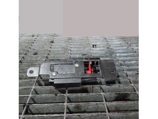 bontott BMW X3 Csomagtérajtó Zárszerkezet