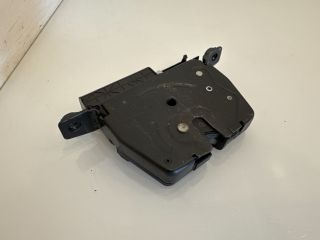 bontott BMW X3 Csomagtérajtó Zárszerkezet