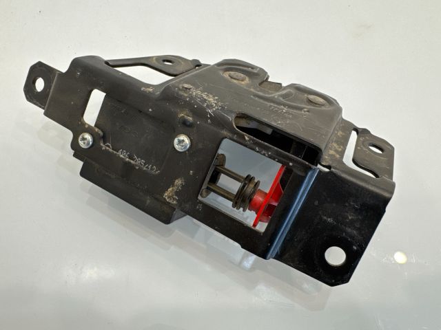 bontott BMW X3 Csomagtérajtó Zárszerkezet