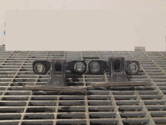 bontott BMW X3 Csomagtérajtó Zsanér