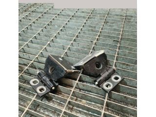 bontott BMW X3 Csomagtérajtó Zsanér