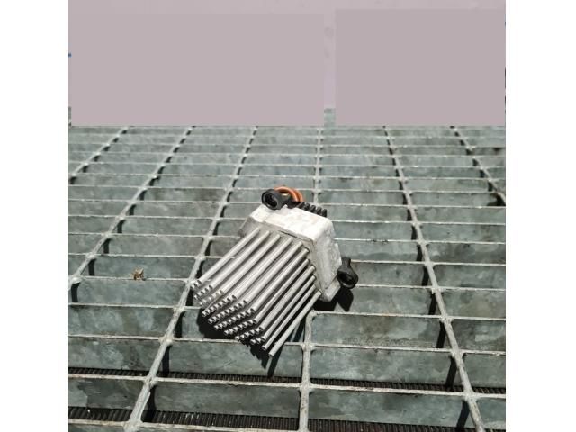 bontott BMW X3 Előtét Ellenállás Fűtőmotor