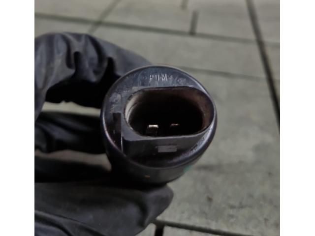 bontott BMW X3 Első Ablakmosó Szivattyú