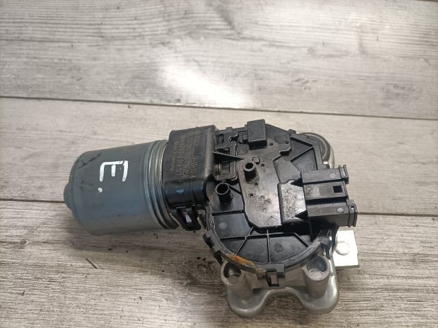 bontott BMW X3 Első Ablaktörlő Motor