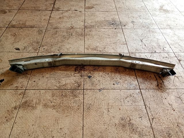 bontott BMW X3 Első Lökhárító Merevítő (Fém)