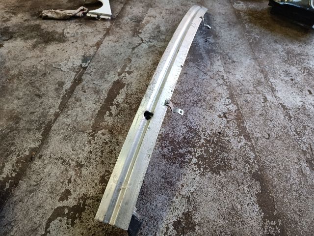 bontott BMW X3 Első Lökhárító Merevítő (Fém)