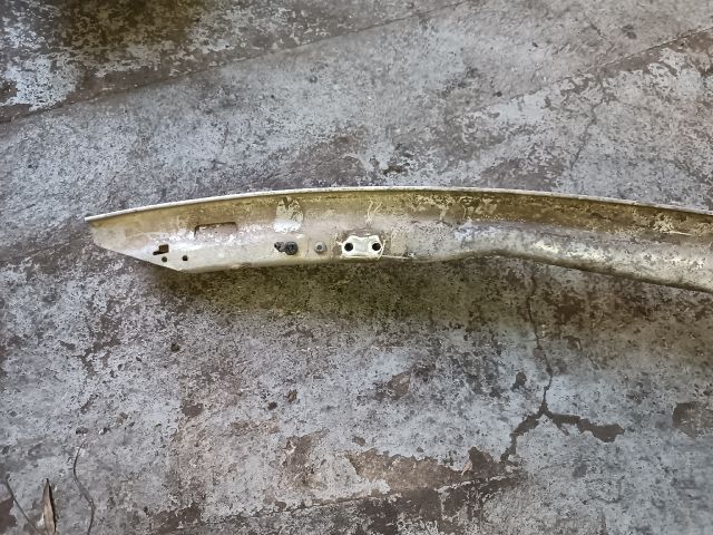 bontott BMW X3 Első Lökhárító Merevítő (Fém)