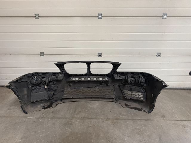 bontott BMW X3 Első Lökhárító (Részeivel)