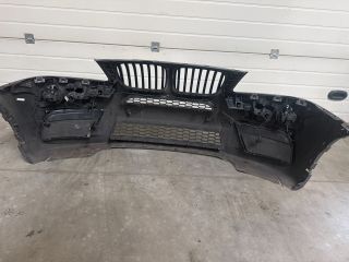 bontott BMW X3 Első Lökhárító (Részeivel)