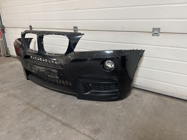 bontott BMW X3 Első Lökhárító (Részeivel)