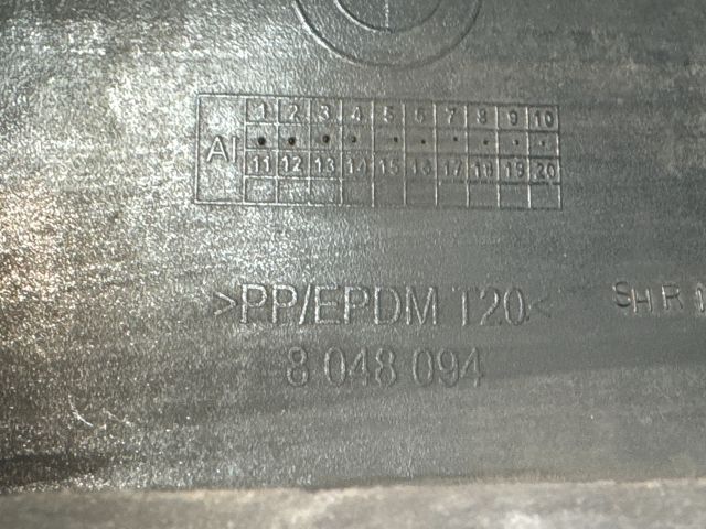 bontott BMW X3 Első Lökhárító (Részeivel)