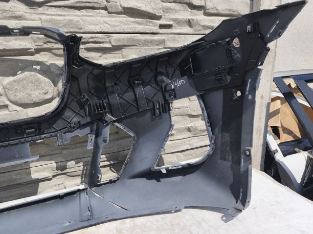 bontott BMW X3 Első Lökhárító (Részeivel)