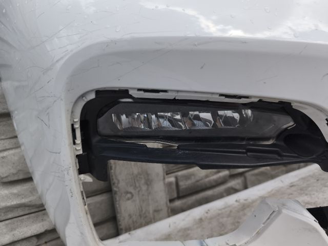 bontott BMW X3 Első Lökhárító (Részeivel)