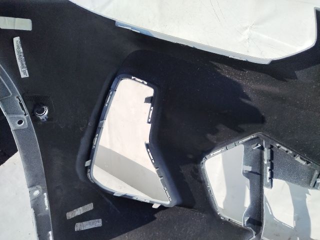 bontott BMW X3 Első Lökhárító (Üresen)